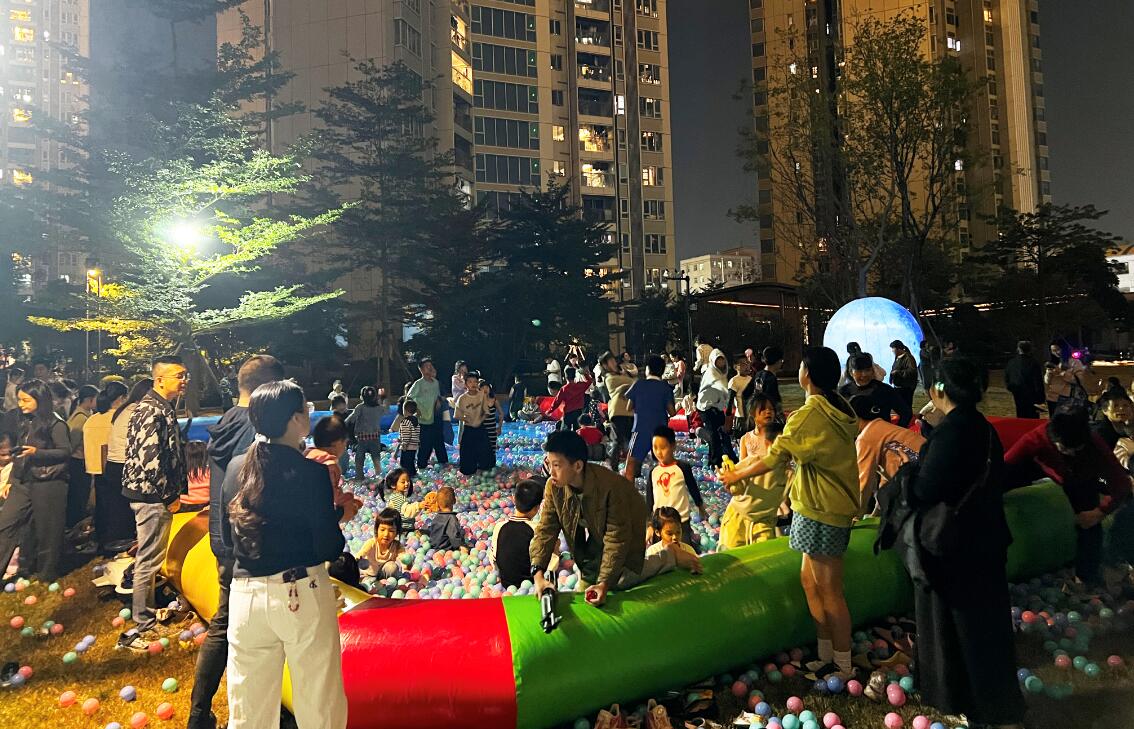 尊龙官方鹏程上花园“鹏友荟”暖冬福利启幕 ，以自然匠心筑就全龄理想社区